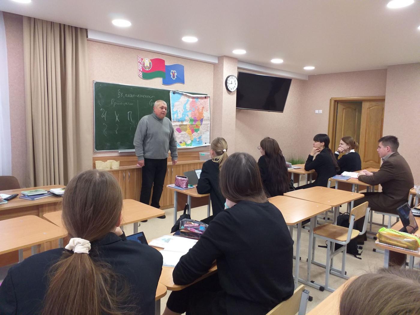 ФГДЭ продолжает профориентационную работу в школах Минска